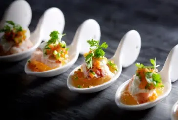 Appeler un traiteur pour la réalisation de son cocktail dinatoire