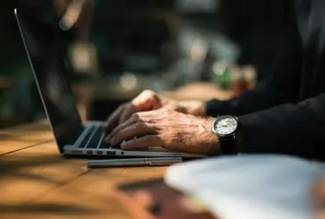Rencontre gay en ligne, comment reconnaître un bon site ?