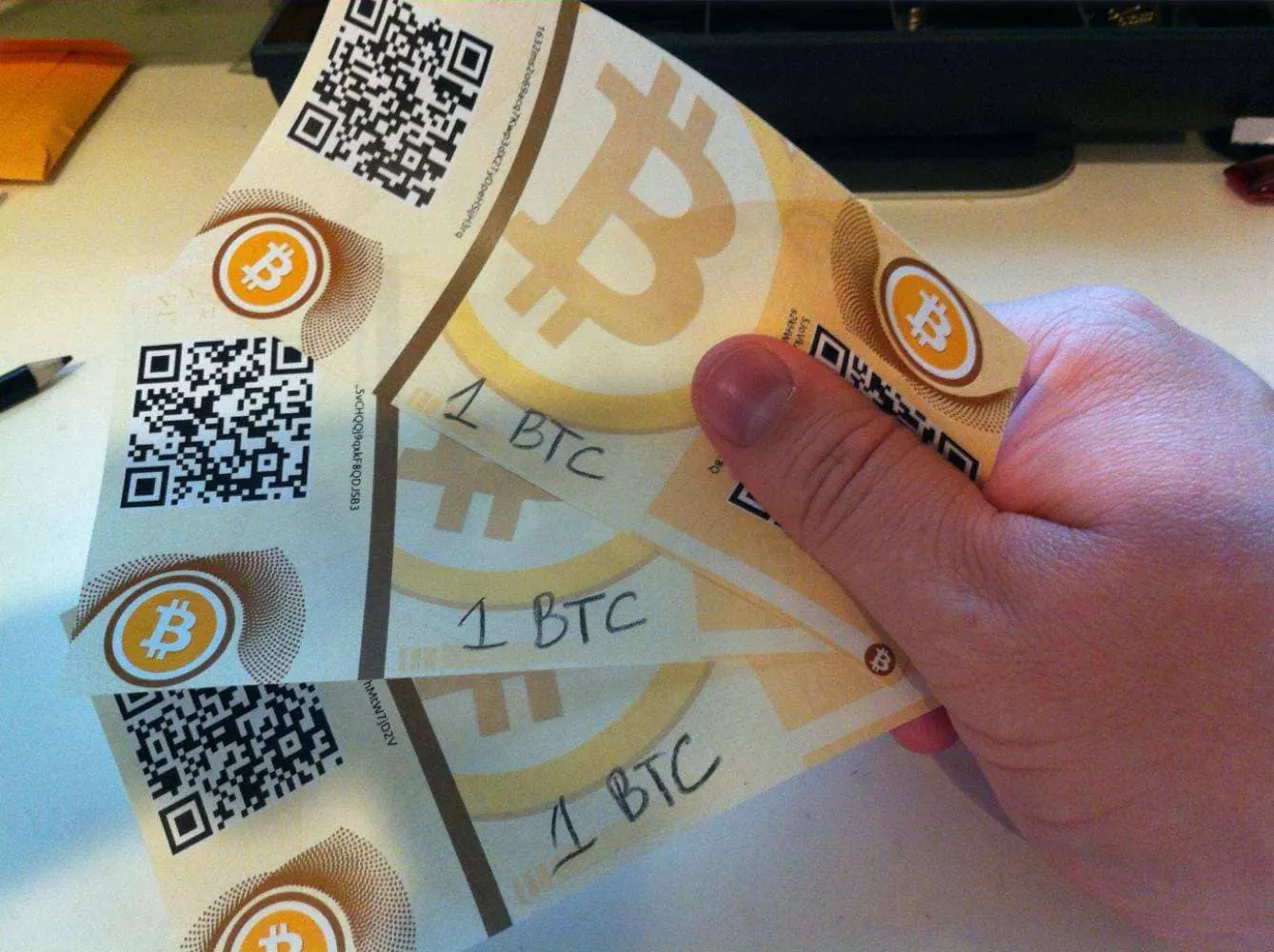 как начать торговать на бирже криптовалют
